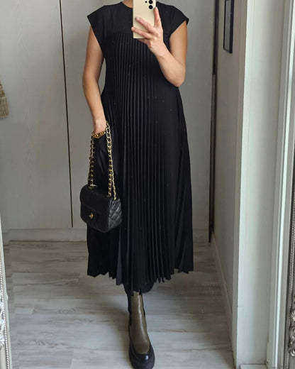 Jolene | Timeless and Comfortable Dress