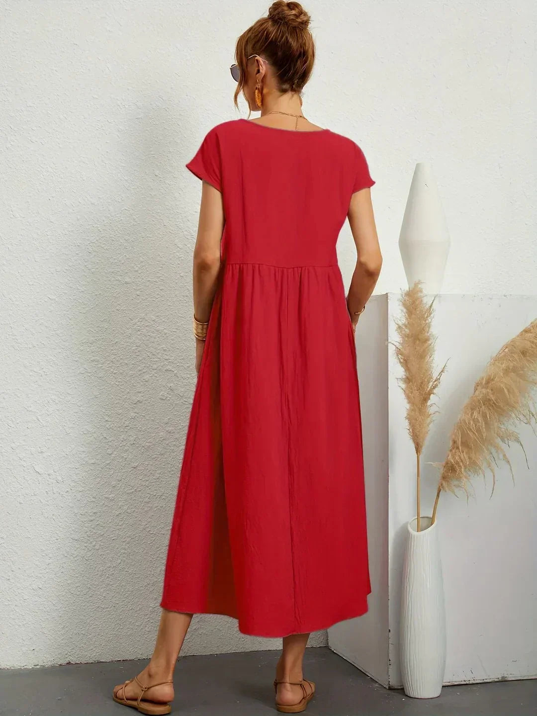Katherine | Elegant Flowing Midi Dress