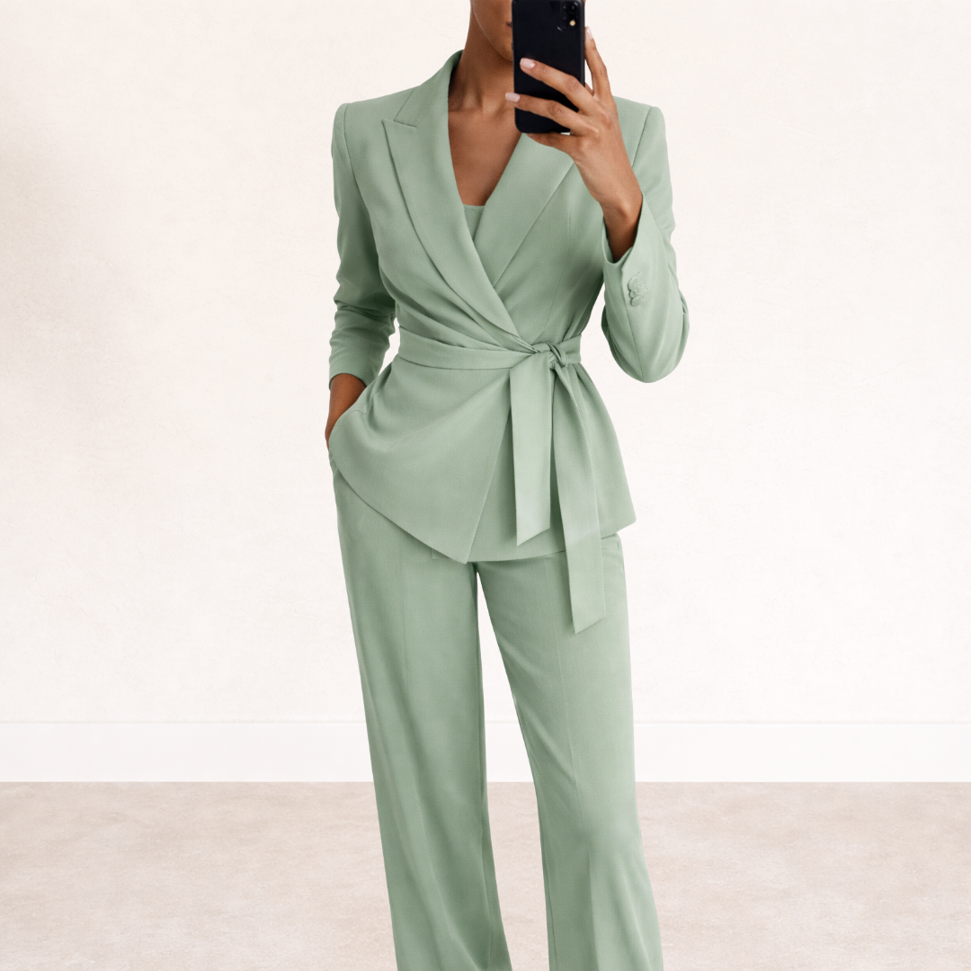 Diana | Fitted Pantsuit with Belt